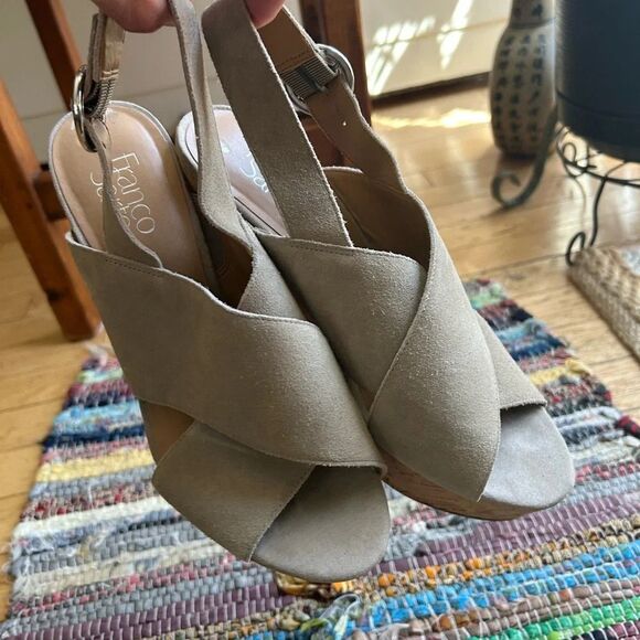 Franco Sarto Tan Wedge Sandals with Crossover Straps 9 - Picture 4 of 16